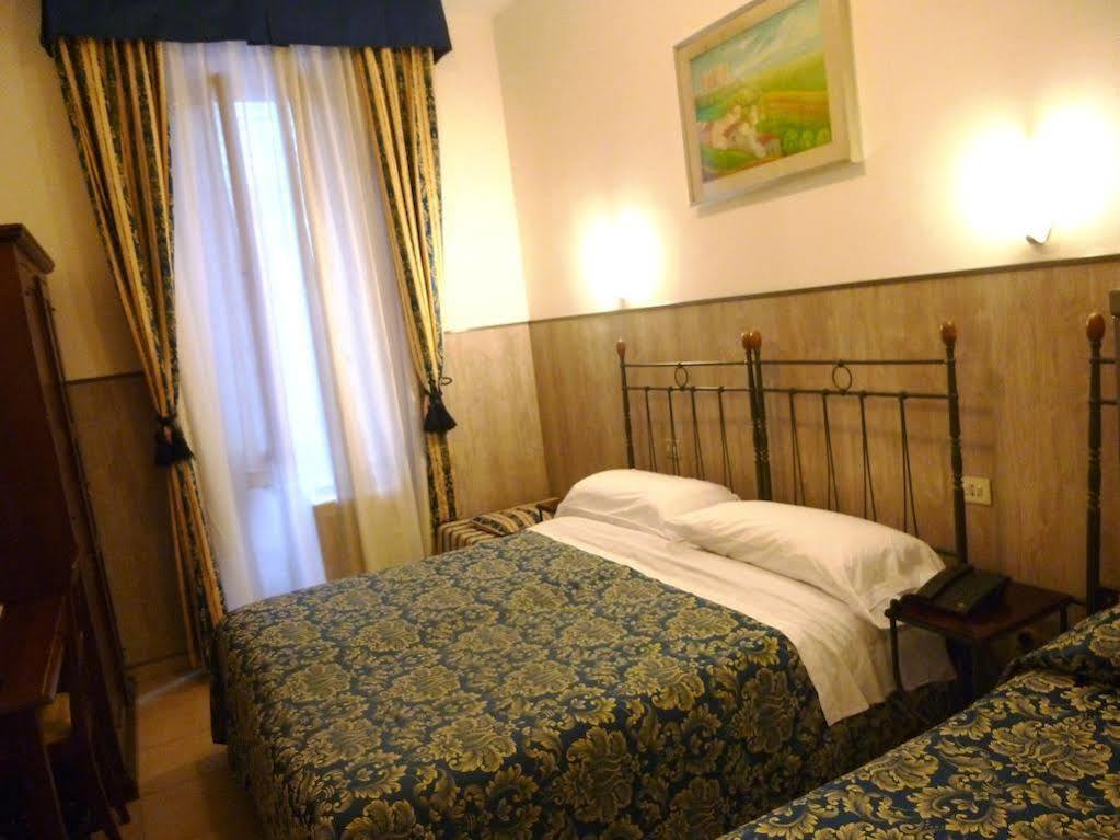 Guelfa Hotel 3*